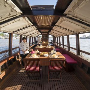 mystic_sampan_-_ready_to_depart_for_a_morning_cruise.jpg