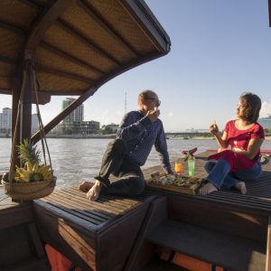 mystic_sampan_-_departure_for_a_sunset_cruise.jpg