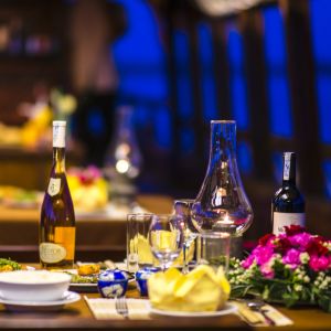 mystic_sampan_-_dinner_on_board_a_sampan_can_be_refined.jpg
